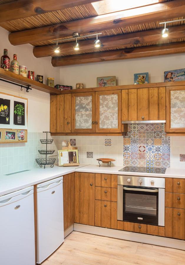 The Carob Tree Villa - Rustic Luxury Home With Access To Pool And Restaurant Larnaca Zewnętrze zdjęcie